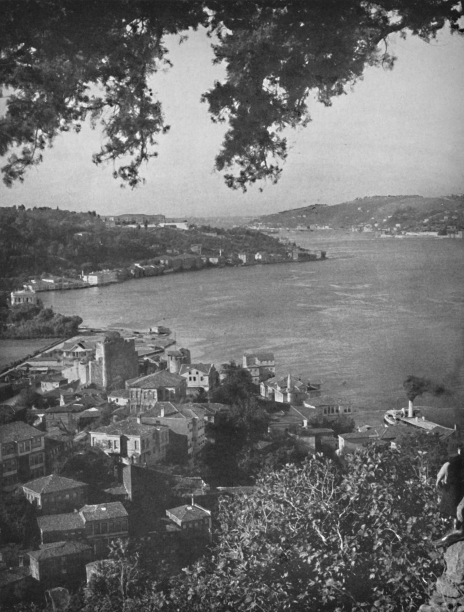A Boszporusz – Konstantinápoly a távolban, 1913 alkotó: Unbekannt