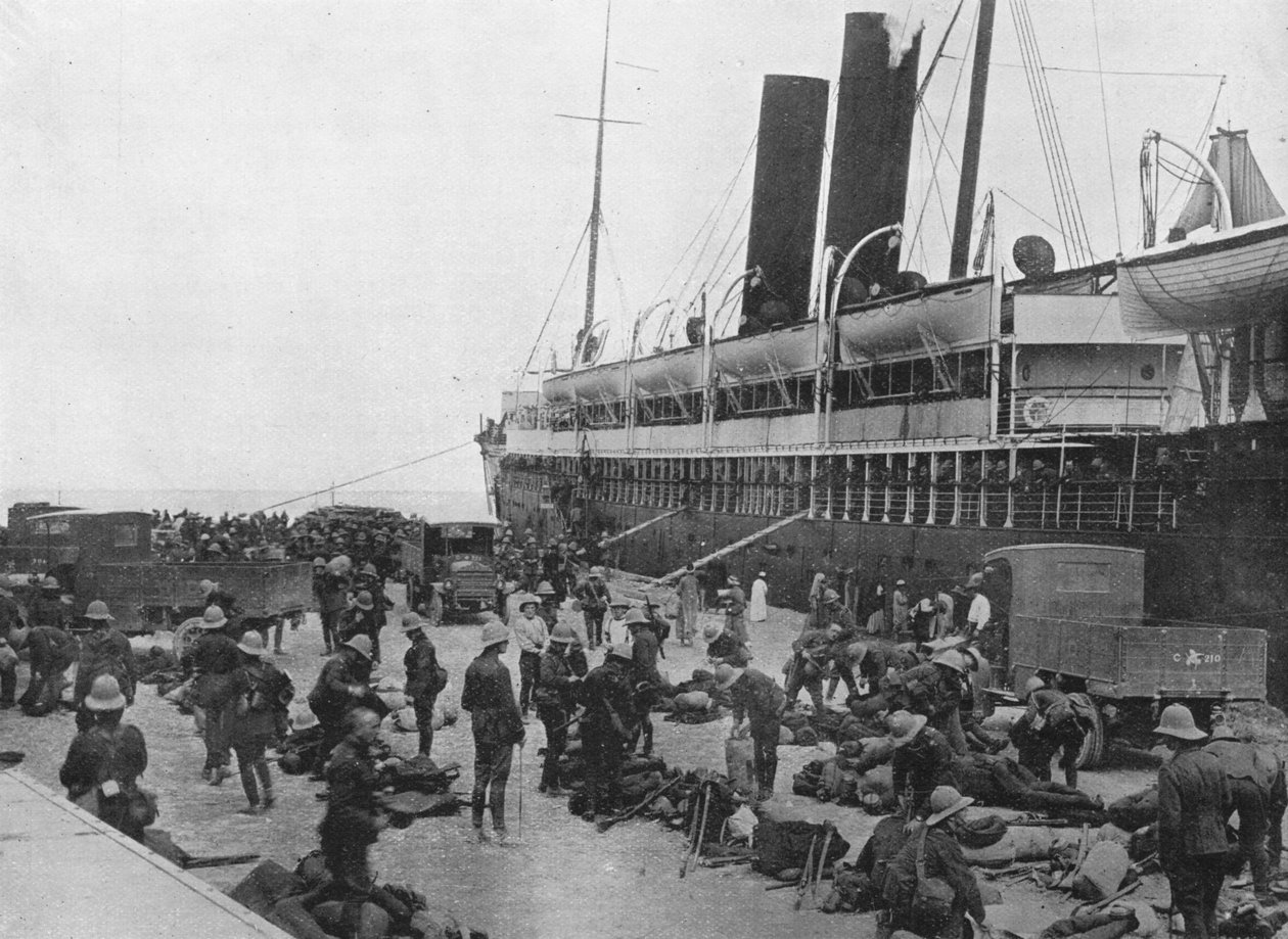 A Dardanellák Expedíciós Hadsereg elindul: Egy szállítóeszköz felrakodása Alexandriában, 1915 alkotó: Unbekannt