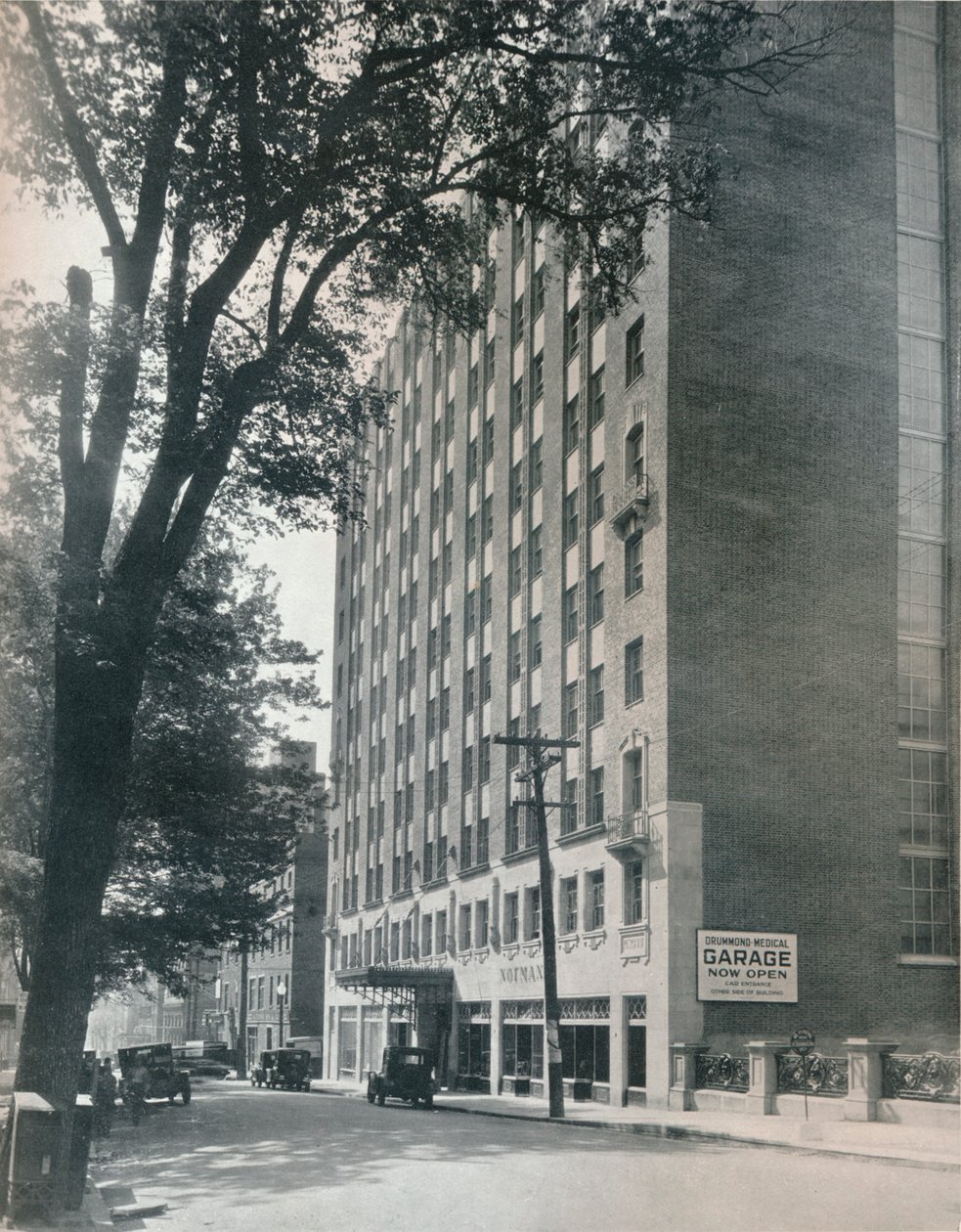 A Drummond Medical Building, Montreal, Kanada, 1932 alkotó: Unbekannt