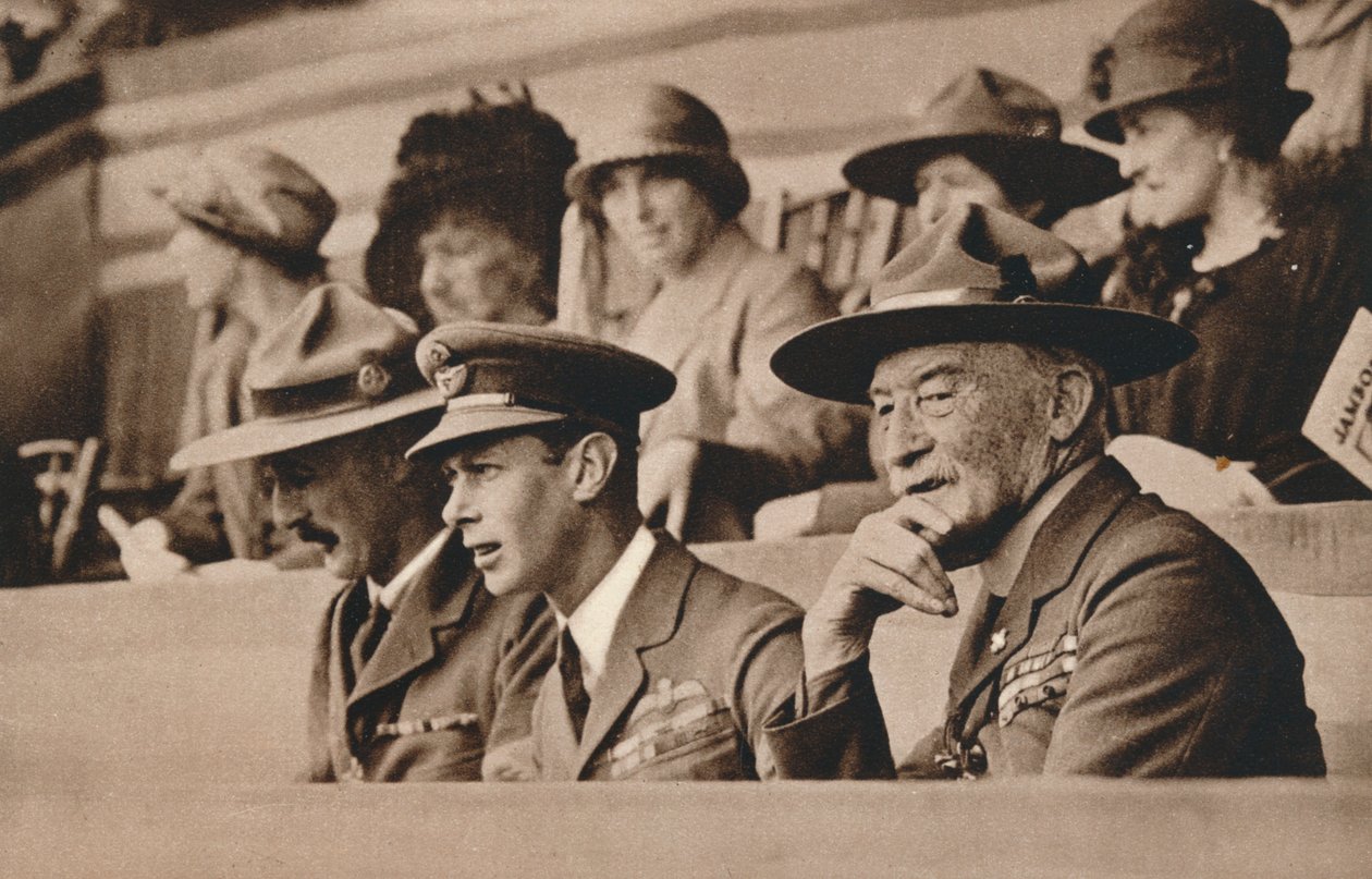 York hercege később VI. György király Lord Baden-Powell-lel egy Jamboree-n, Wembleyben, 1924-ben. alkotó: Unbekannt