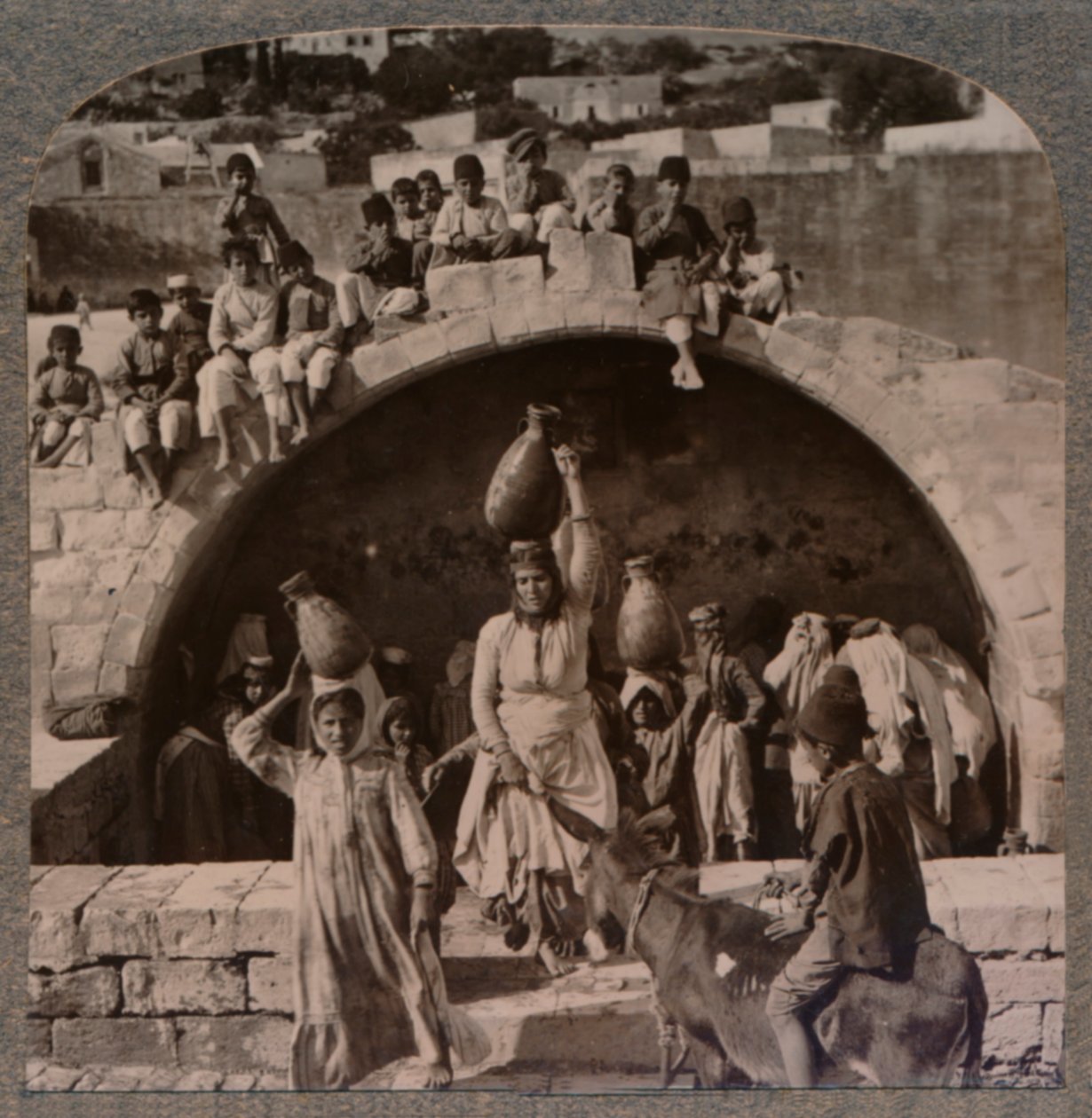 A Szűz kútja, Názáret, 1900 körül alkotó: Unbekannt