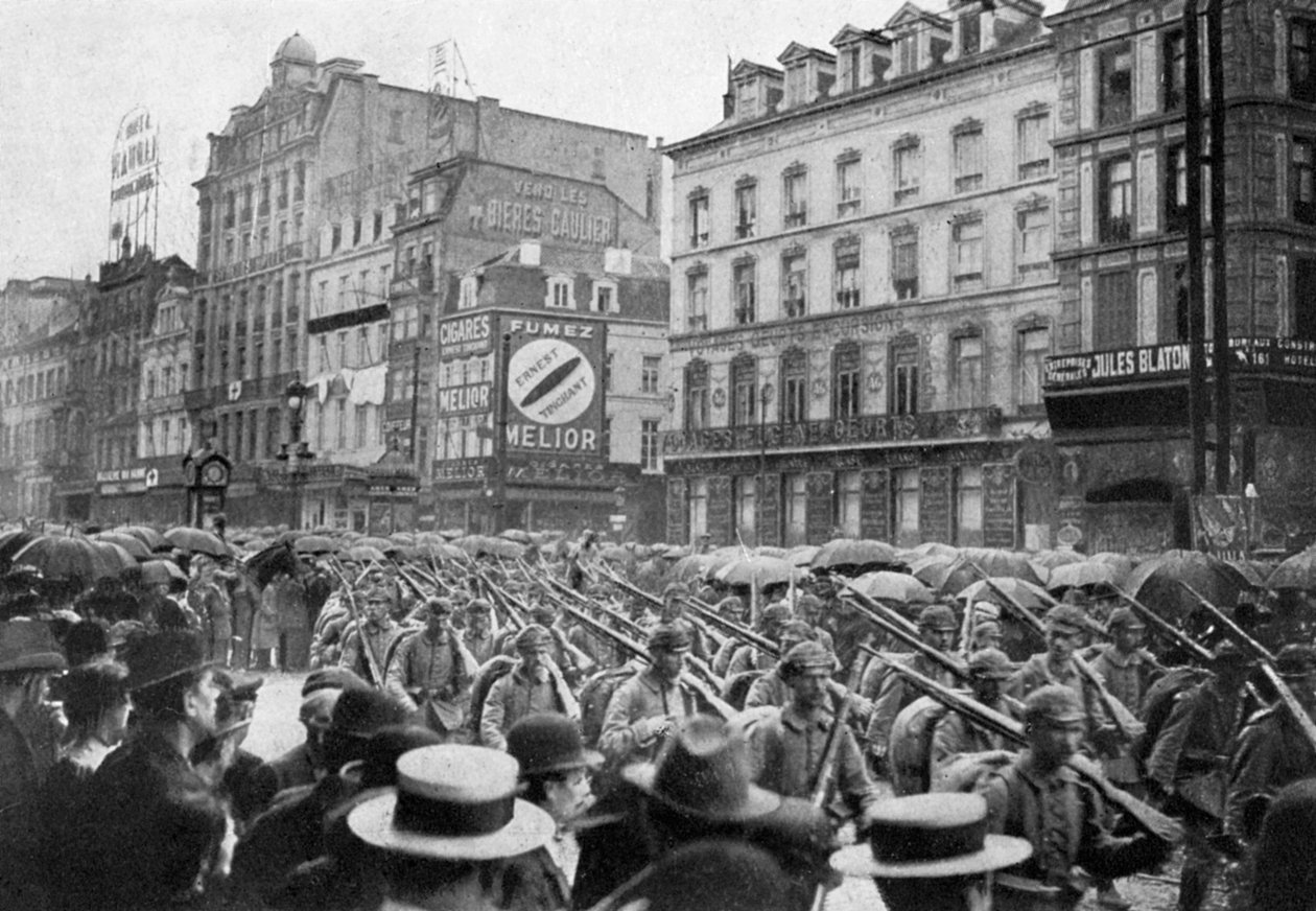 A német hadsereg átvonul Brüsszelen, első világháború, 1914 1920 alkotó: Unbekannt