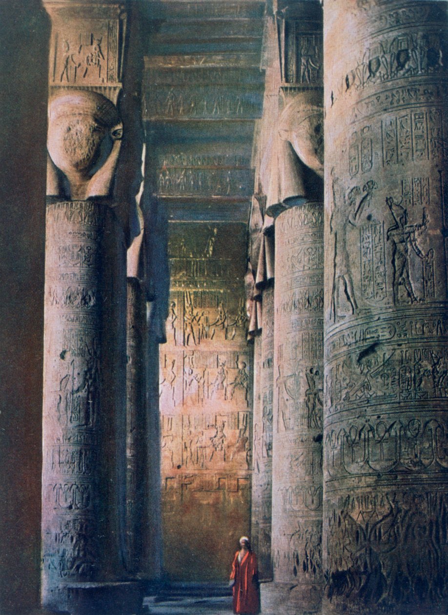 A nagyterem, Hathor temploma, Dendera, Egyiptom, XX. század alkotó: Unbekannt