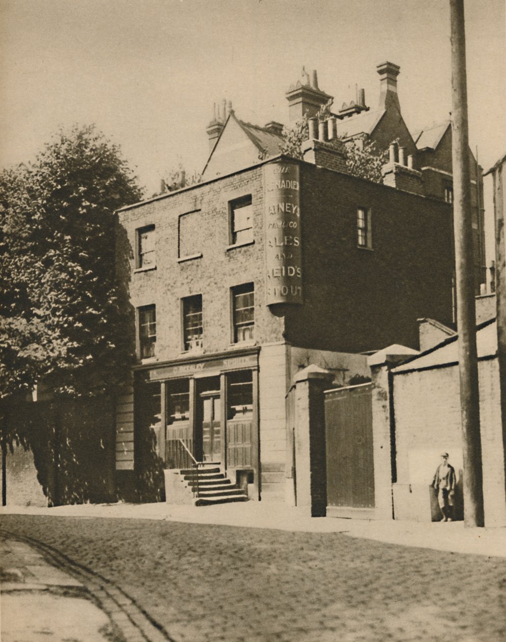 The Grenadier in Wilton Mews, Ahol az edzők nem isznak többet, 1935. alkotó: Unbekannt