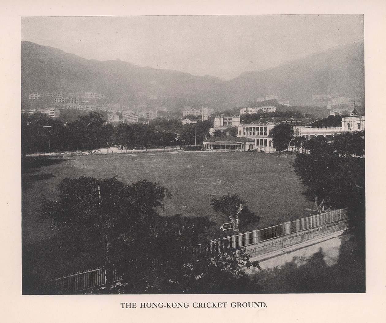 A hongkongi krikettpálya, 1912. alkotó: Unbekannt