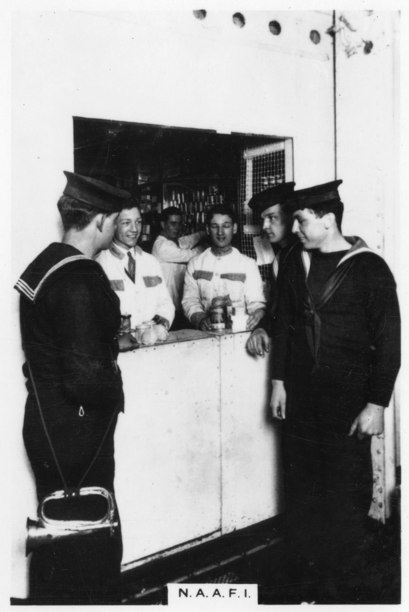 A Haditengerészet, Hadsereg és Légierő Intézet NAAFI, 1937 alkotó: Unbekannt