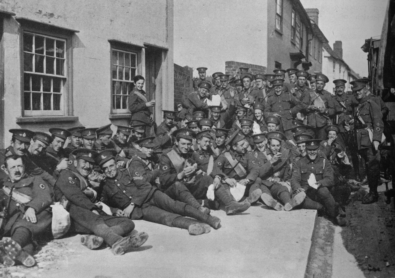 Az új hadsereg kiképzésben: Pihenő az út mellett, 1915 alkotó: Unbekannt