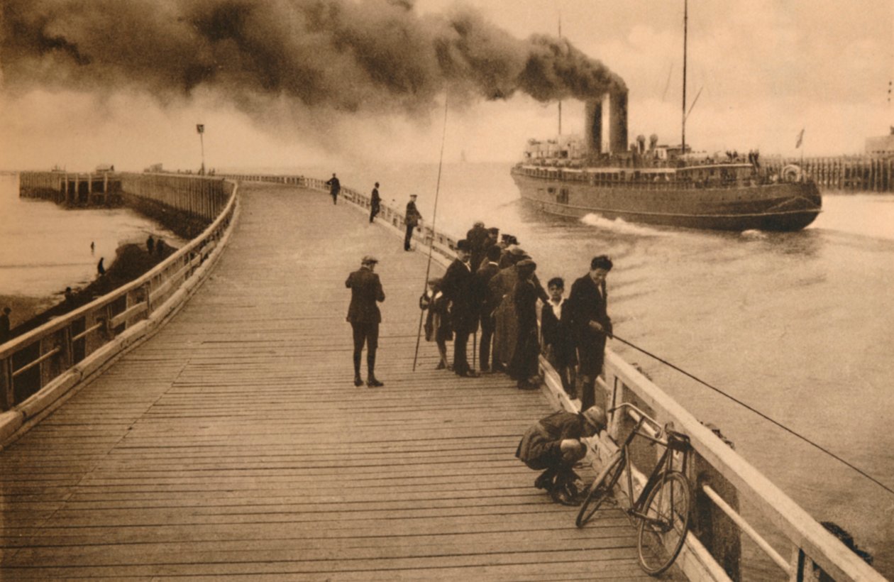 A móló és a Mail-Steamer bejárata, 1928 alkotó: Unbekannt