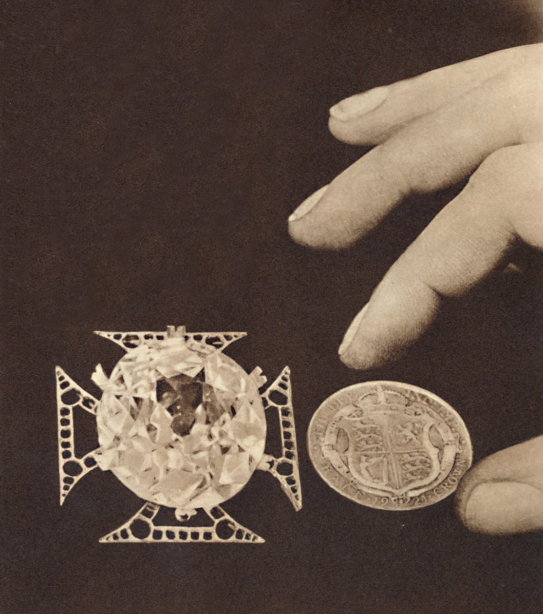 A királynék címere, 1937 alkotó: Unbekannt
