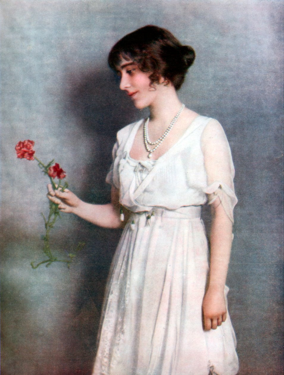 A vörös szegfű, Lady Elizabeth Bowes-Lyon, 1923 alkotó: Unbekannt