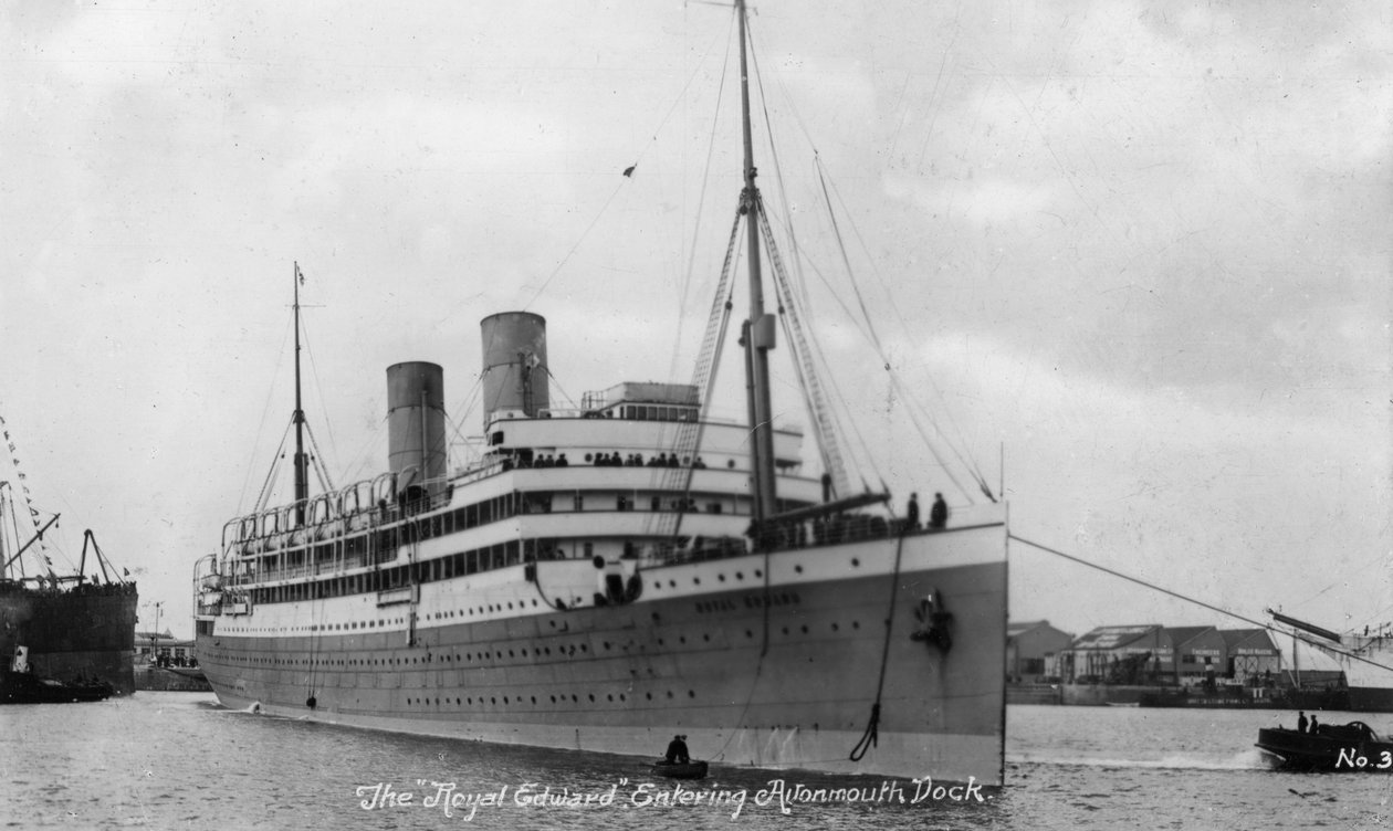 A Royal Edward belép Avonmouth dokkjába, XX. század alkotó: Unbekannt
