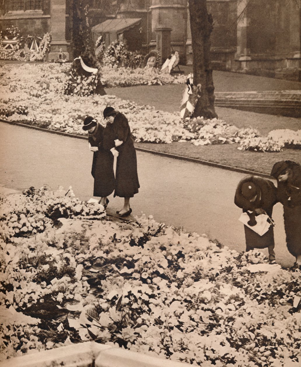 V. György király állami temetése Windsorban: emlékkoszorúk, 1936 alkotó: Unbekannt