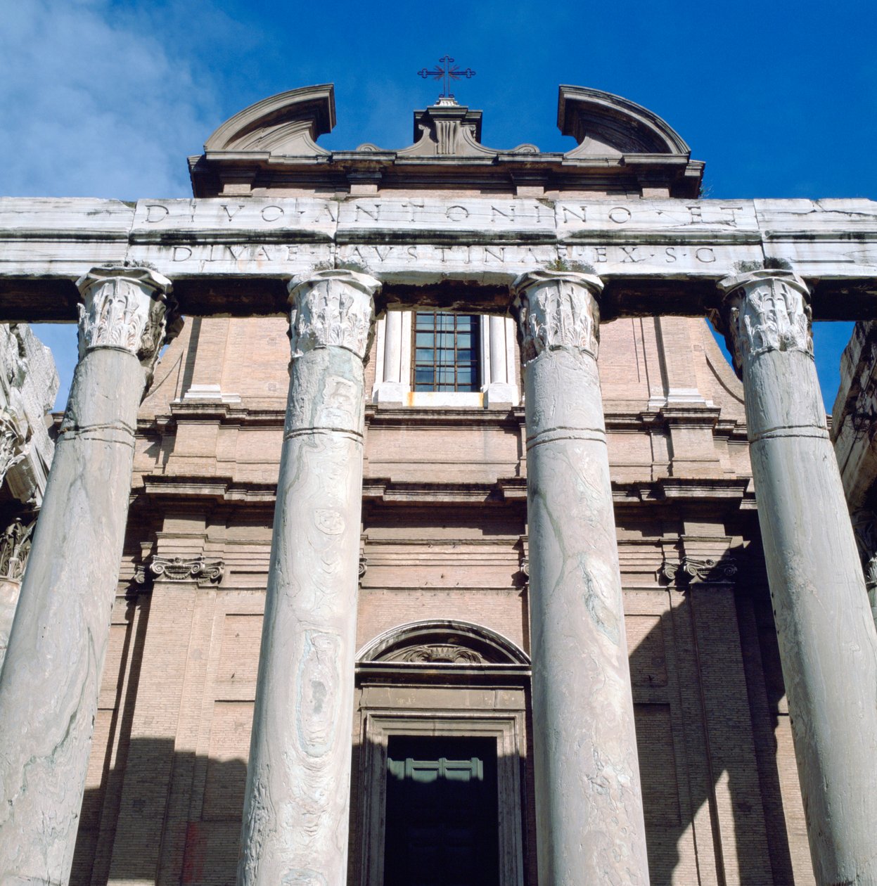 Antoninus és Faustina temploma, Róma alkotó: Unbekannt