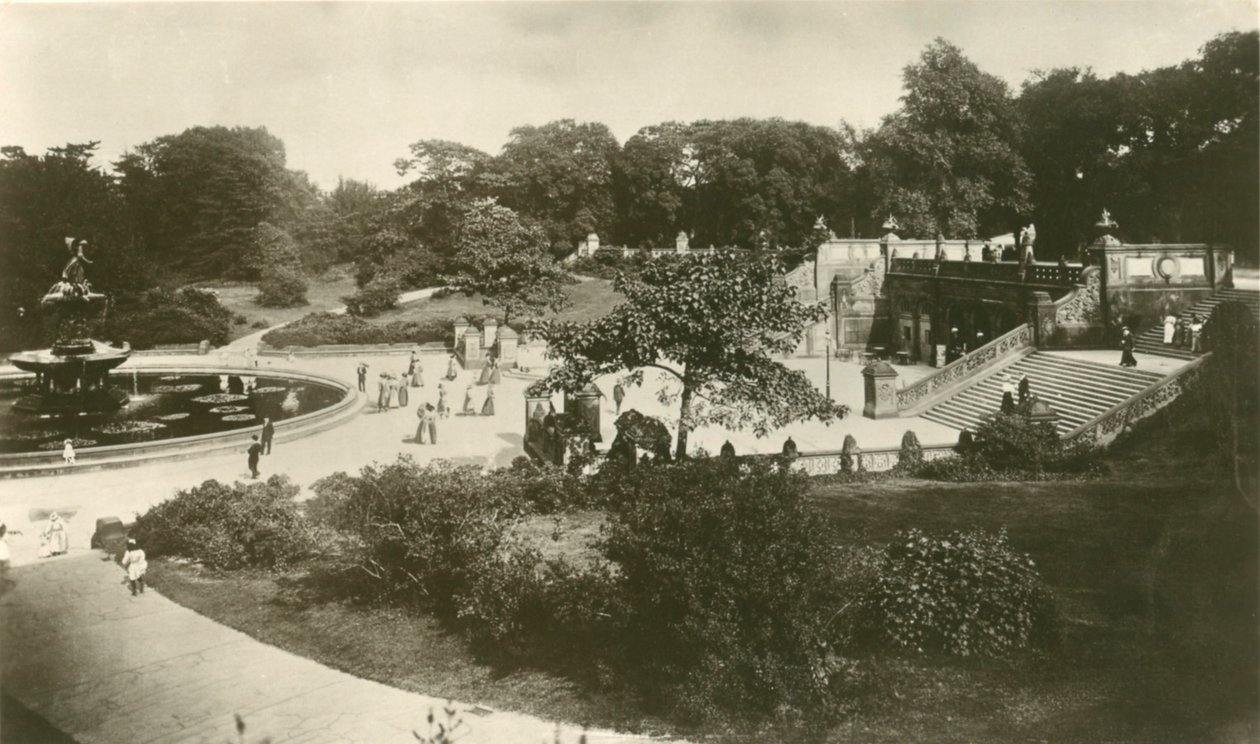 The Terrace and Fountain, Central Park, New York alkotó: Unbekannt
