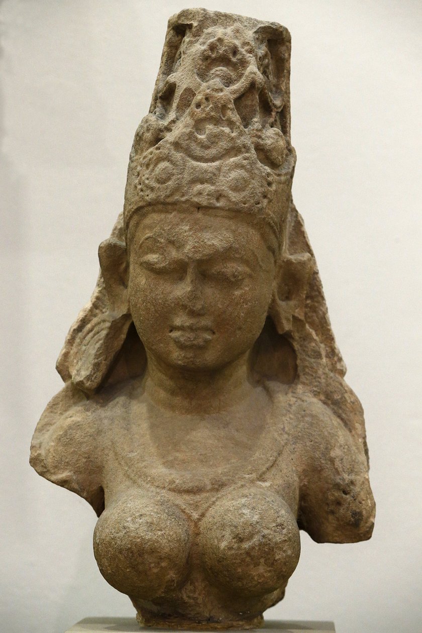 A Victoria and Albert Múzeum. Manó. 800-900. Pratihara időszak. homokkő. Közép-India (Madhya Pradesh). Egyesült Királyság alkotó: Unbekannt