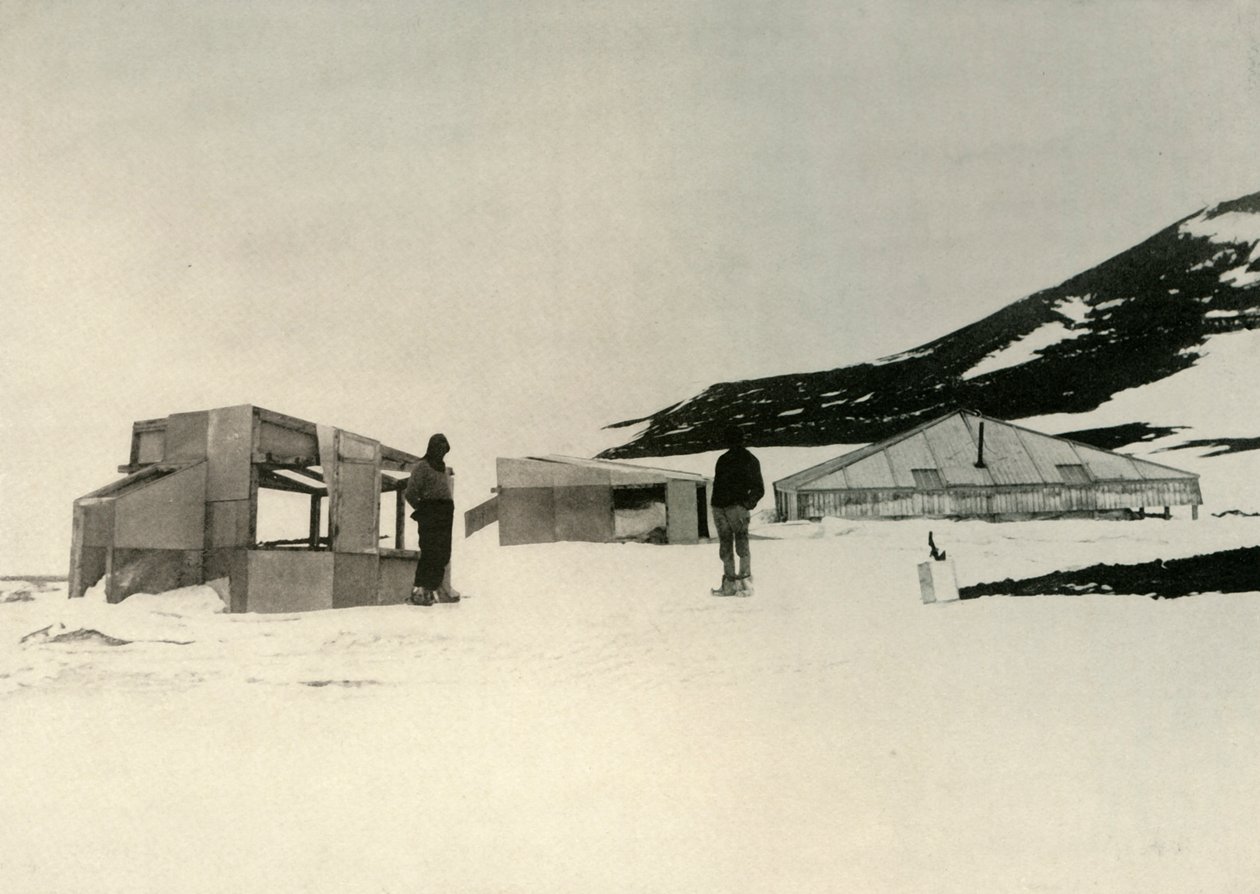 The Winter Quarters of the Discovery Expedition at Hut Point, 1908, 1909. alkotó: Unbekannt