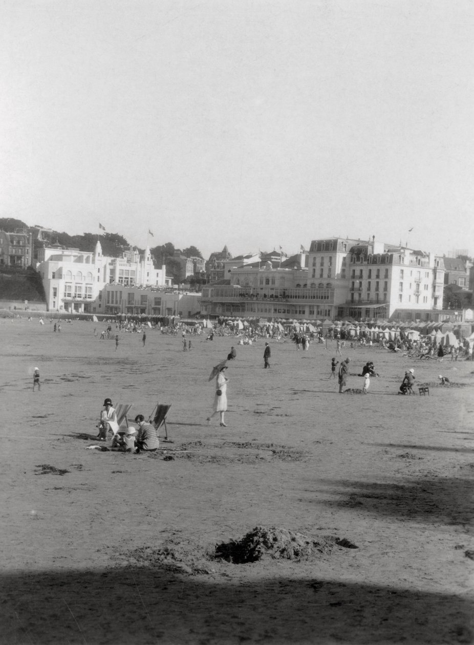 A tengerpart, Dinard, Bretagne, 20. század alkotó: Unbekannt