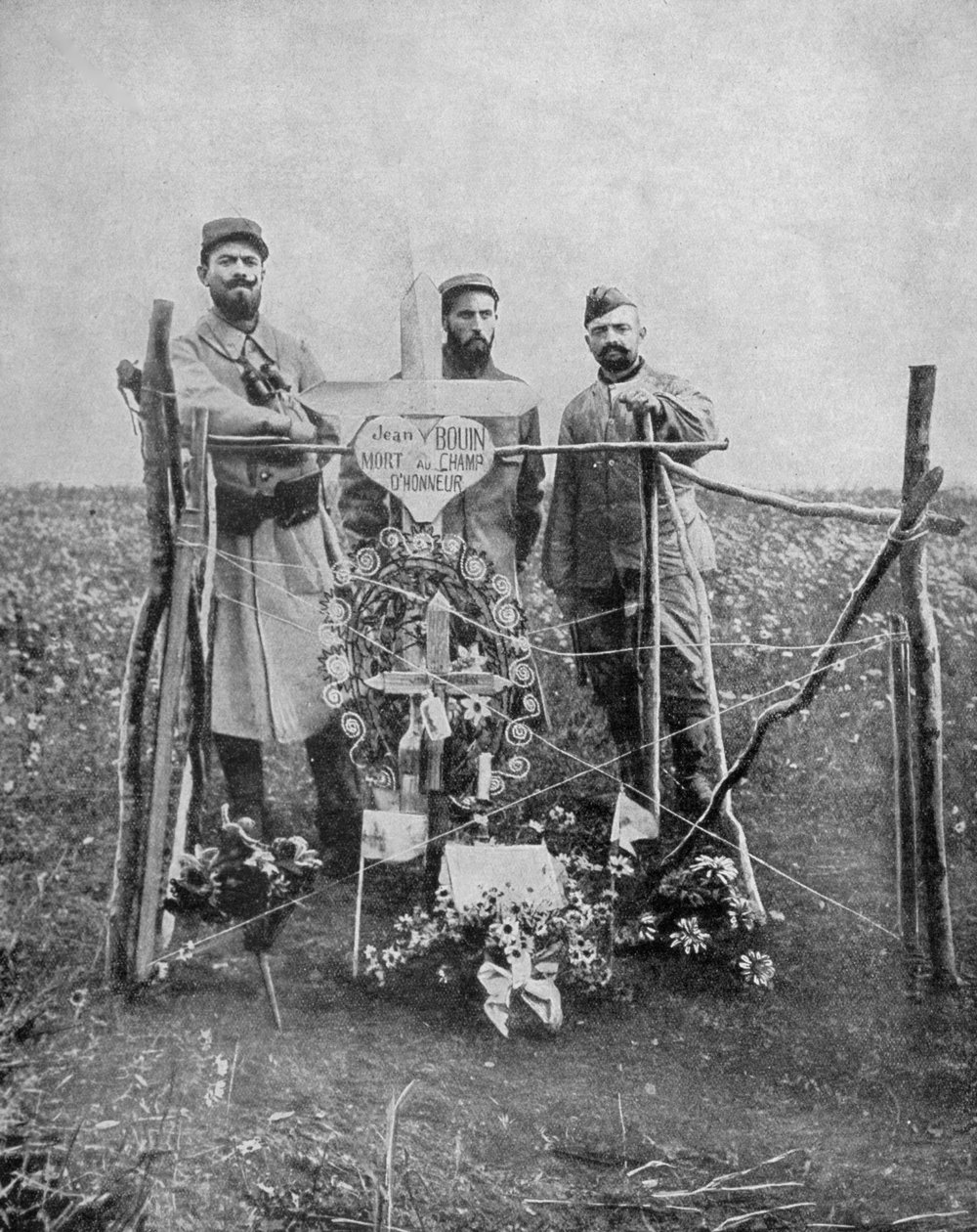 Jean Bouin őrmester, francia katona sírja, Franciaország, I. világháború, 1915 alkotó: Unbekannt