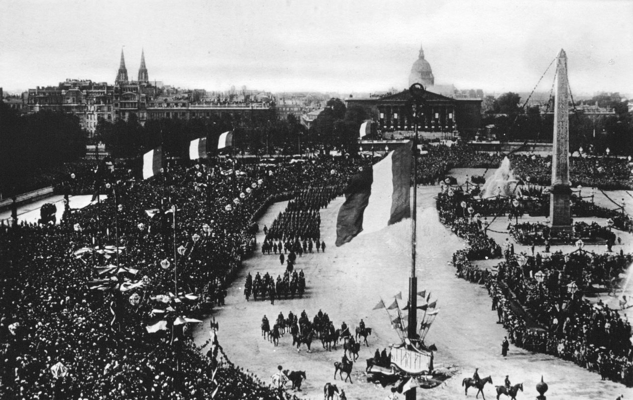 A nagy győzelmi felvonulás, Párizs, Franciaország, 1919. július 14 alkotó: Unbekannt