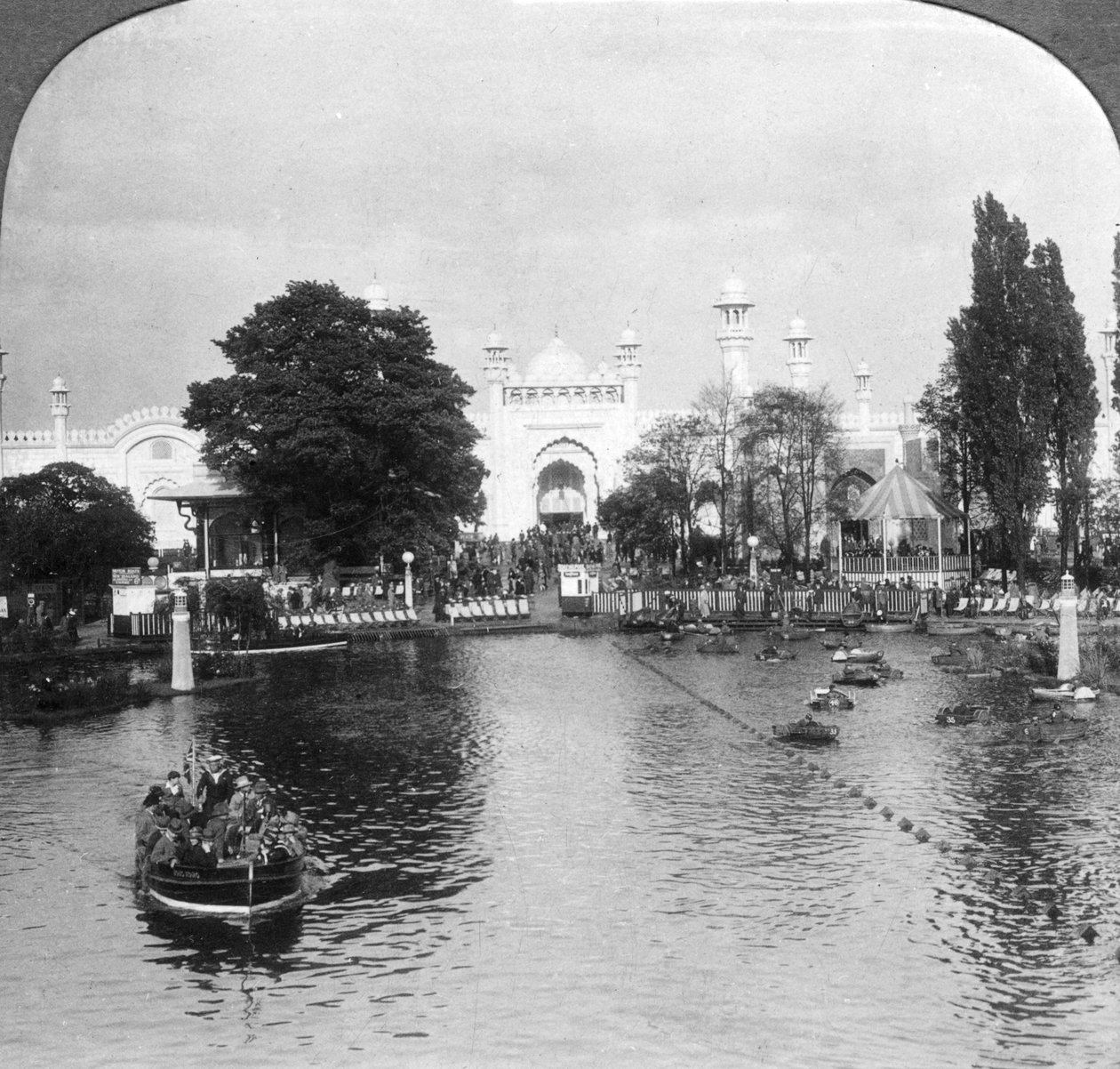 A tó a British Empire kiállításon, Wembley, London, 1925 alkotó: Unbekannt