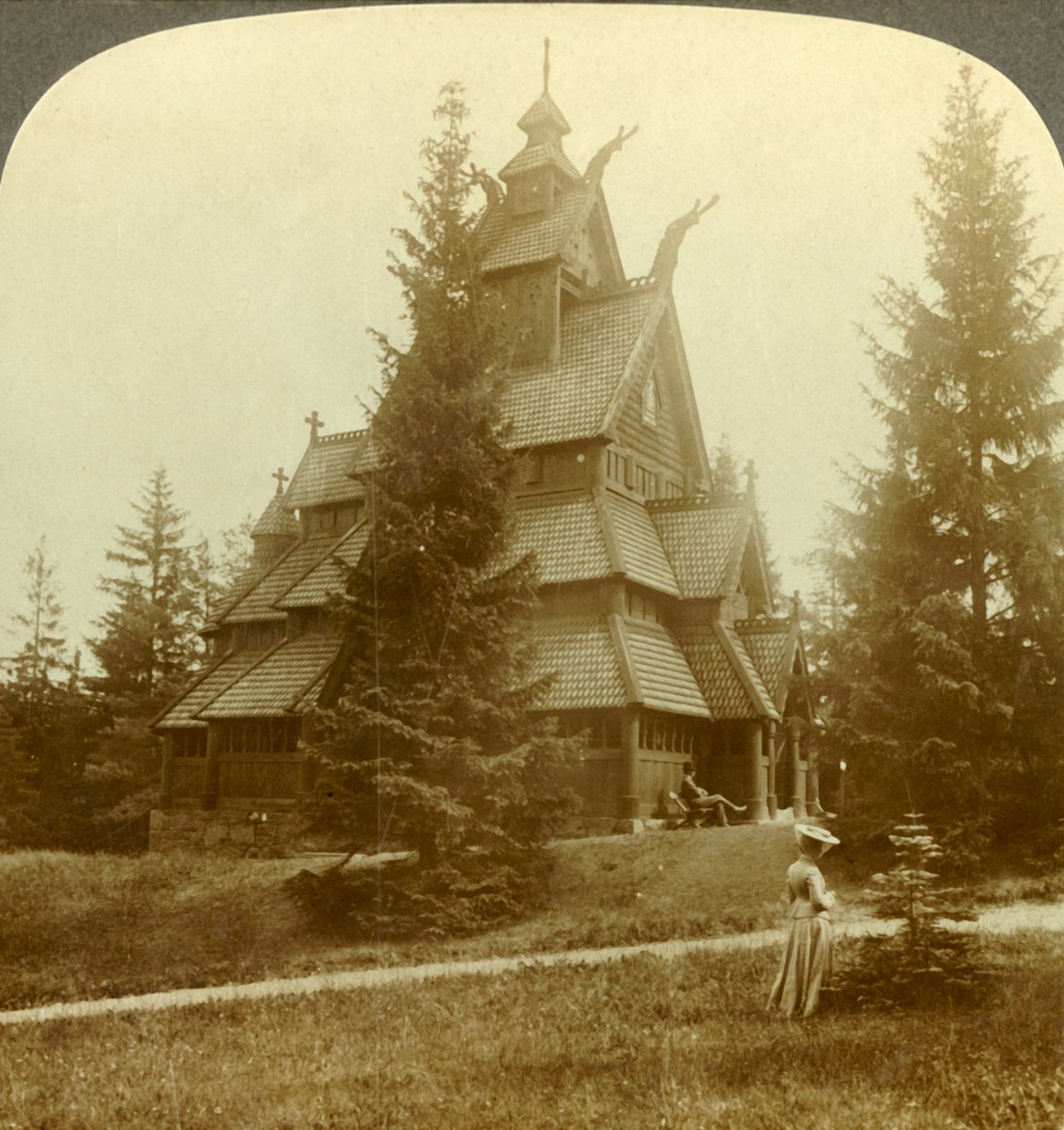 A régi Gol-templom, egy furcsa XII. Épület Osoarshalban, Norvégiában, c1905. alkotó: Unbekannt