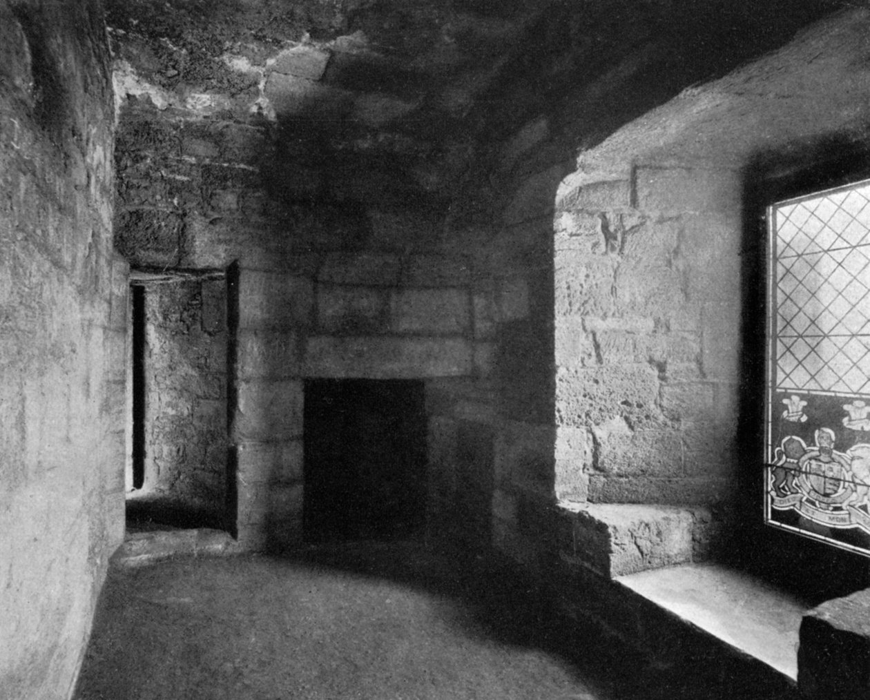 II. Edward híres szülőhelye, a Caernarvon-kastély nagy Sas-tornya, 1924-1926 alkotó: Unbekannt