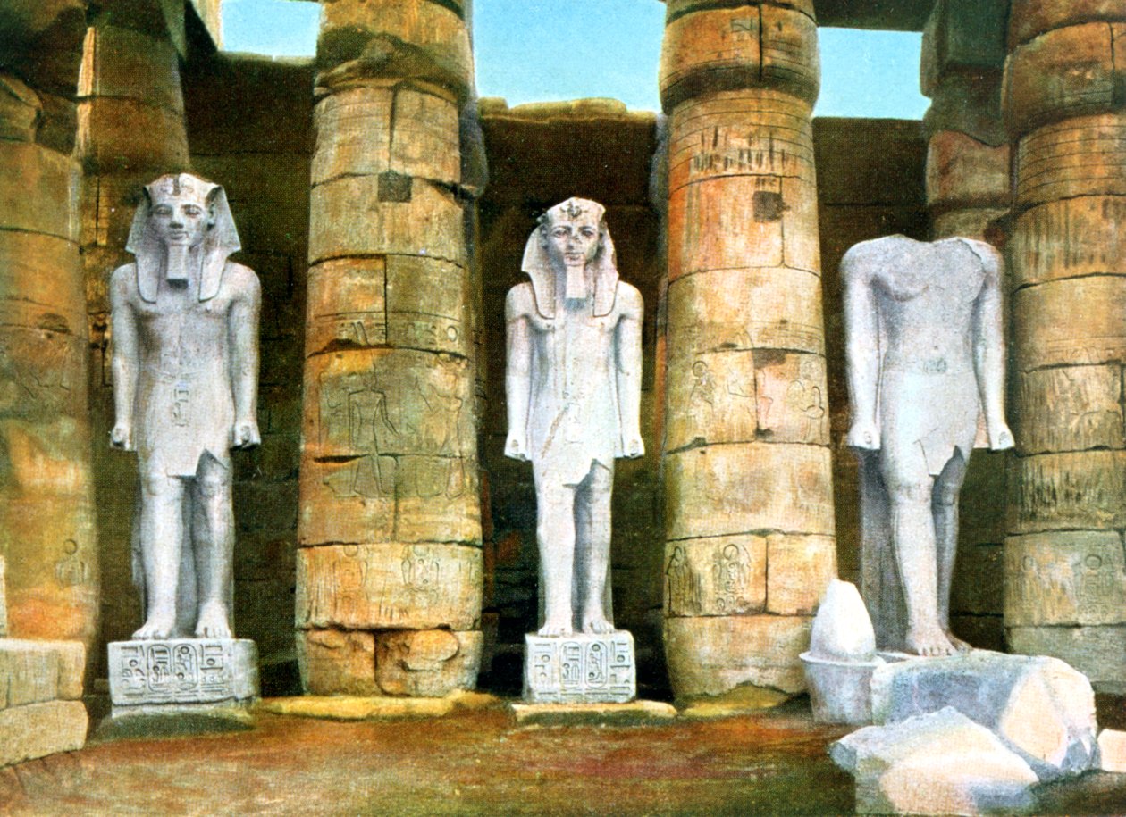 Ramszesz három szobra, Luxor, Egyiptom, XX. század alkotó: Unbekannt