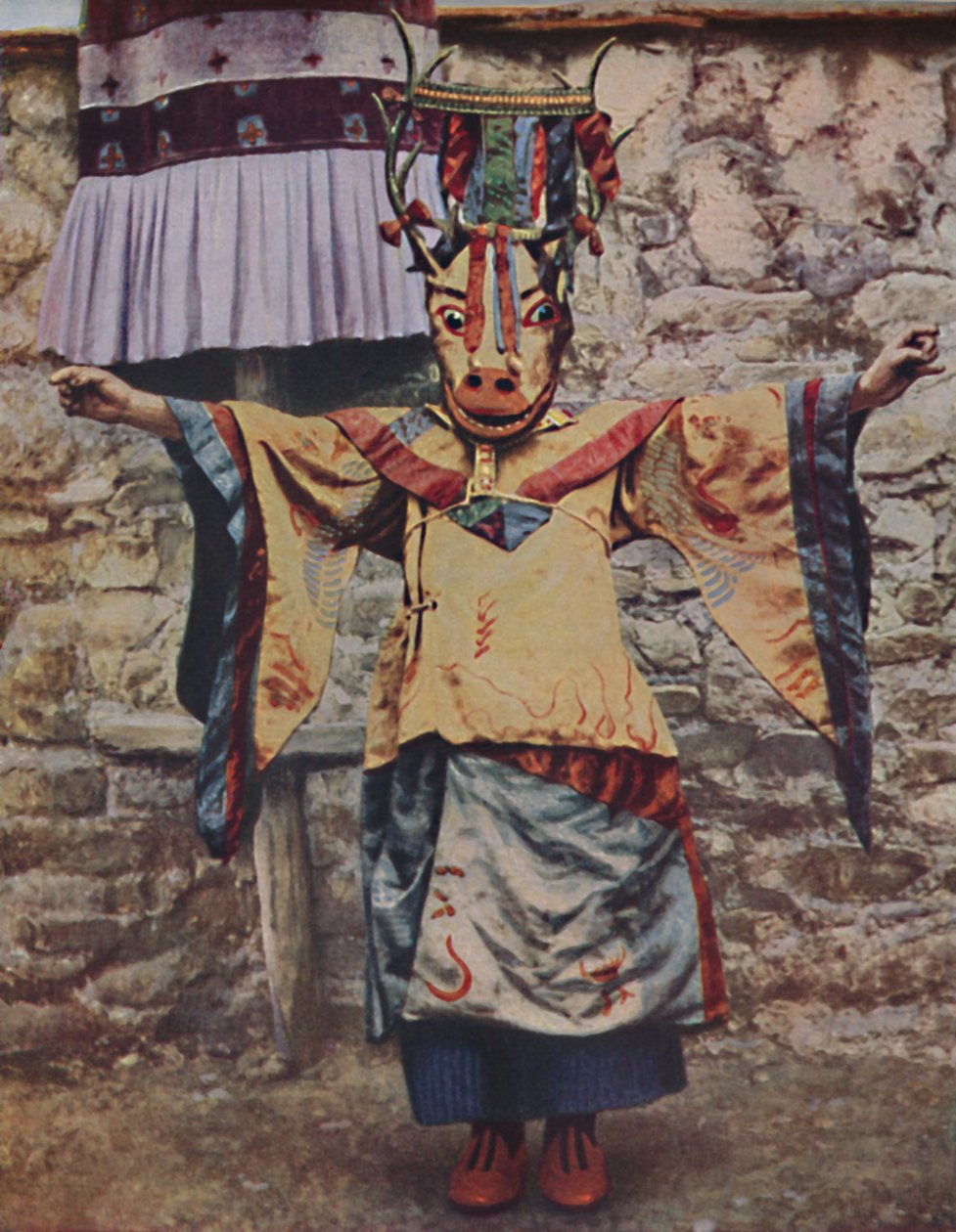 Tibeti láma az ördögtánchoz öltözve, 1935 alkotó: Unbekannt