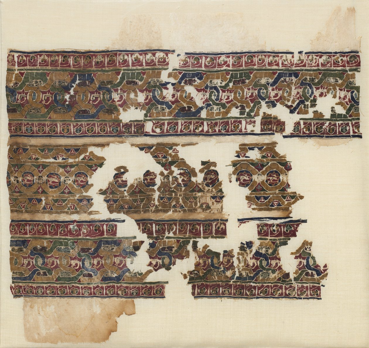 Tiraz gilosszalagokkal, 1075-1125. alkotó: Unbekannt