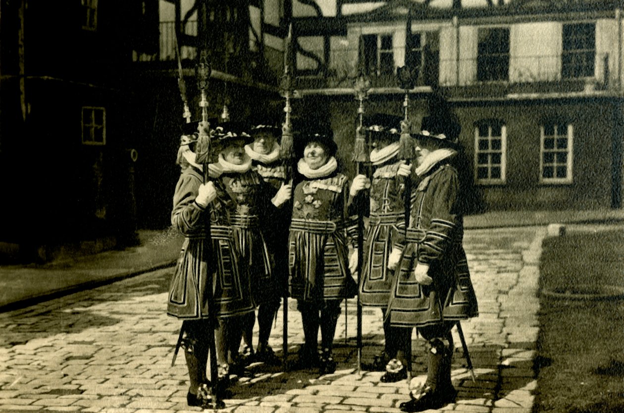 Tower of London Yeoman Warders, 1920. alkotó: Unbekannt