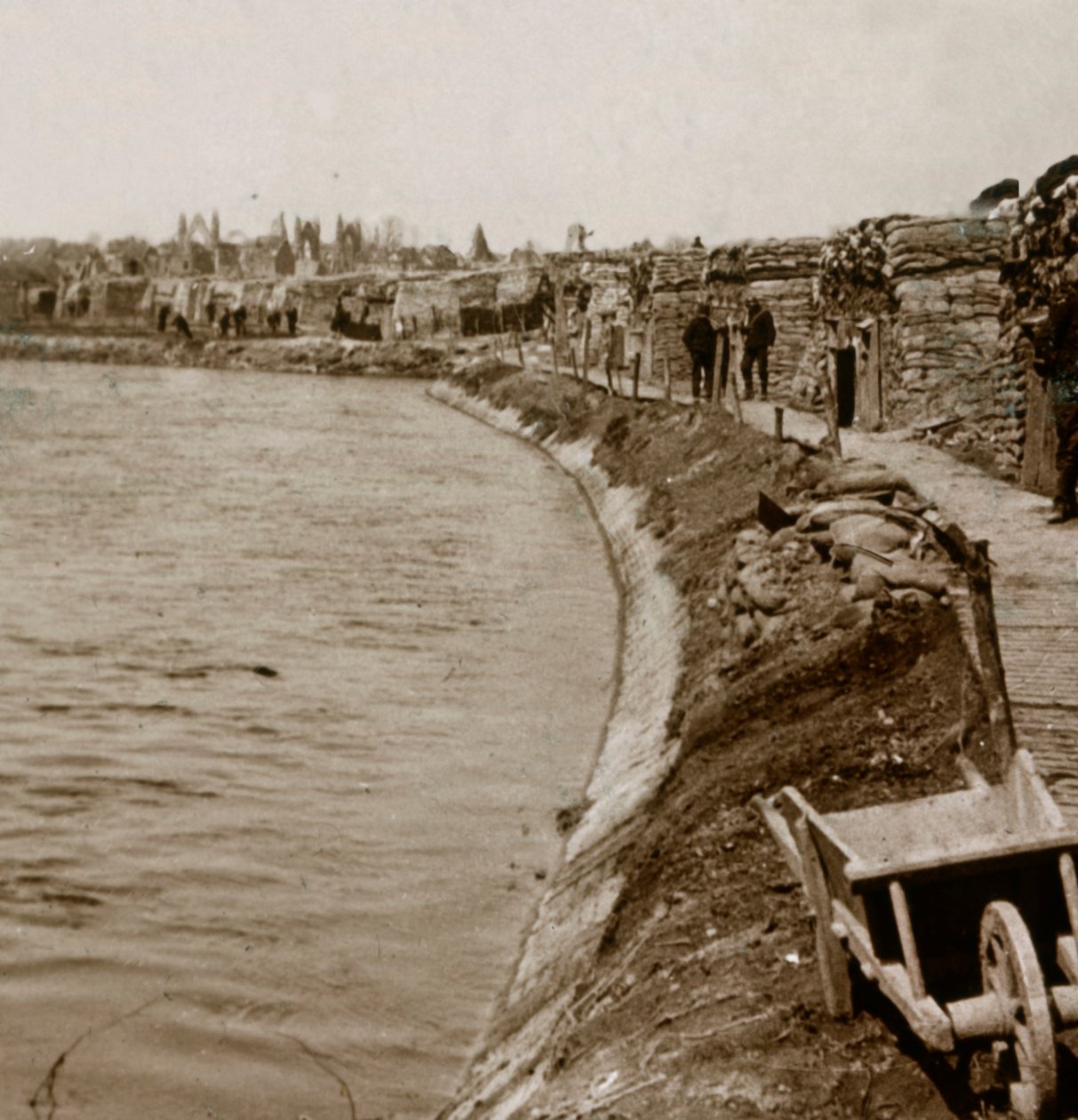 Árkok Nieuwpoortban, Flandria, Belgium, 1914-c1918 alkotó: Unbekannt