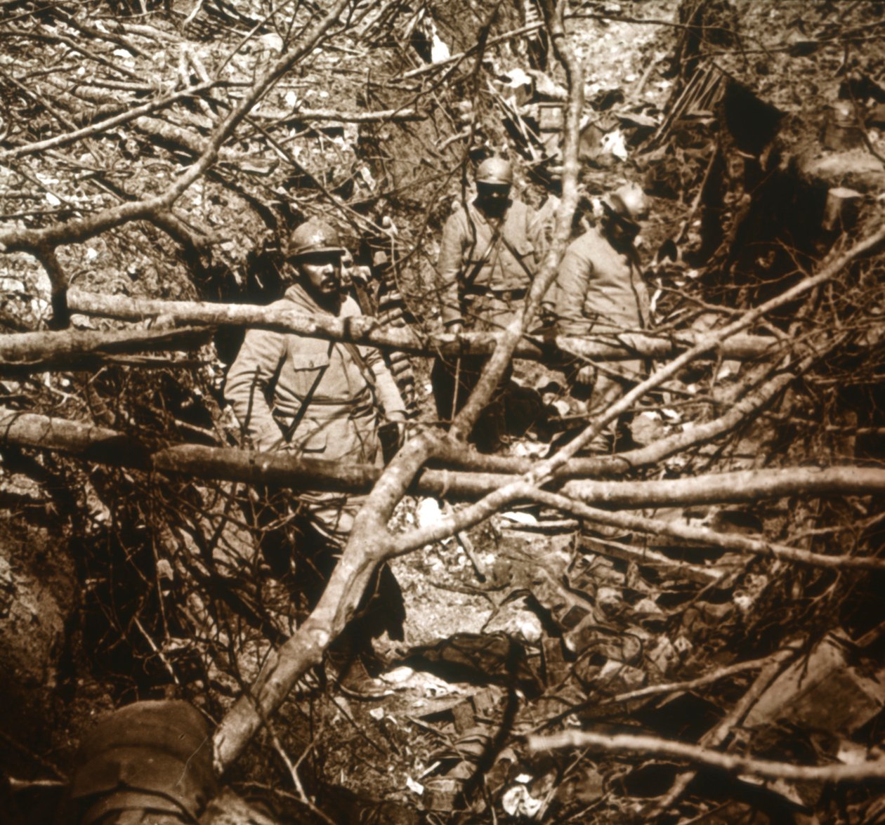 Árkok a Fort Souville előtt, Észak-Franciaországban, c1914-c1918 alkotó: Unbekannt