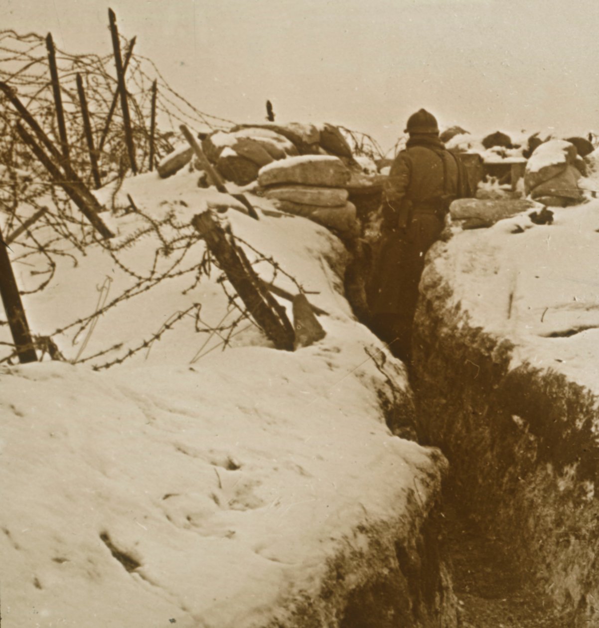 Árkok a hóban, Elzász, Kelet-Franciaország, c1914-c1918 alkotó: Unbekannt