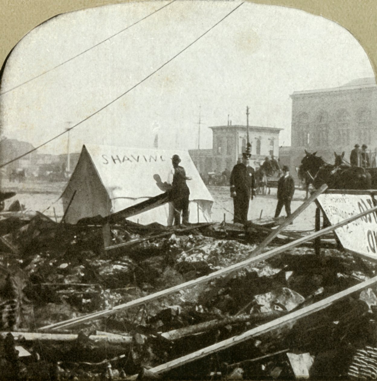 Valódi szemcsésség – Borbélyfestmény tábla az egykori hely járdájára feszített sátoron, 1906. alkotó: Unbekannt