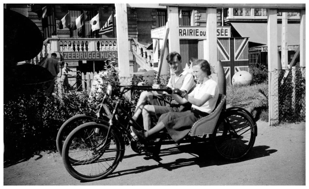 Kétüléses tricikli, Zeebrugge, Belgium, 1936 alkotó: Unbekannt