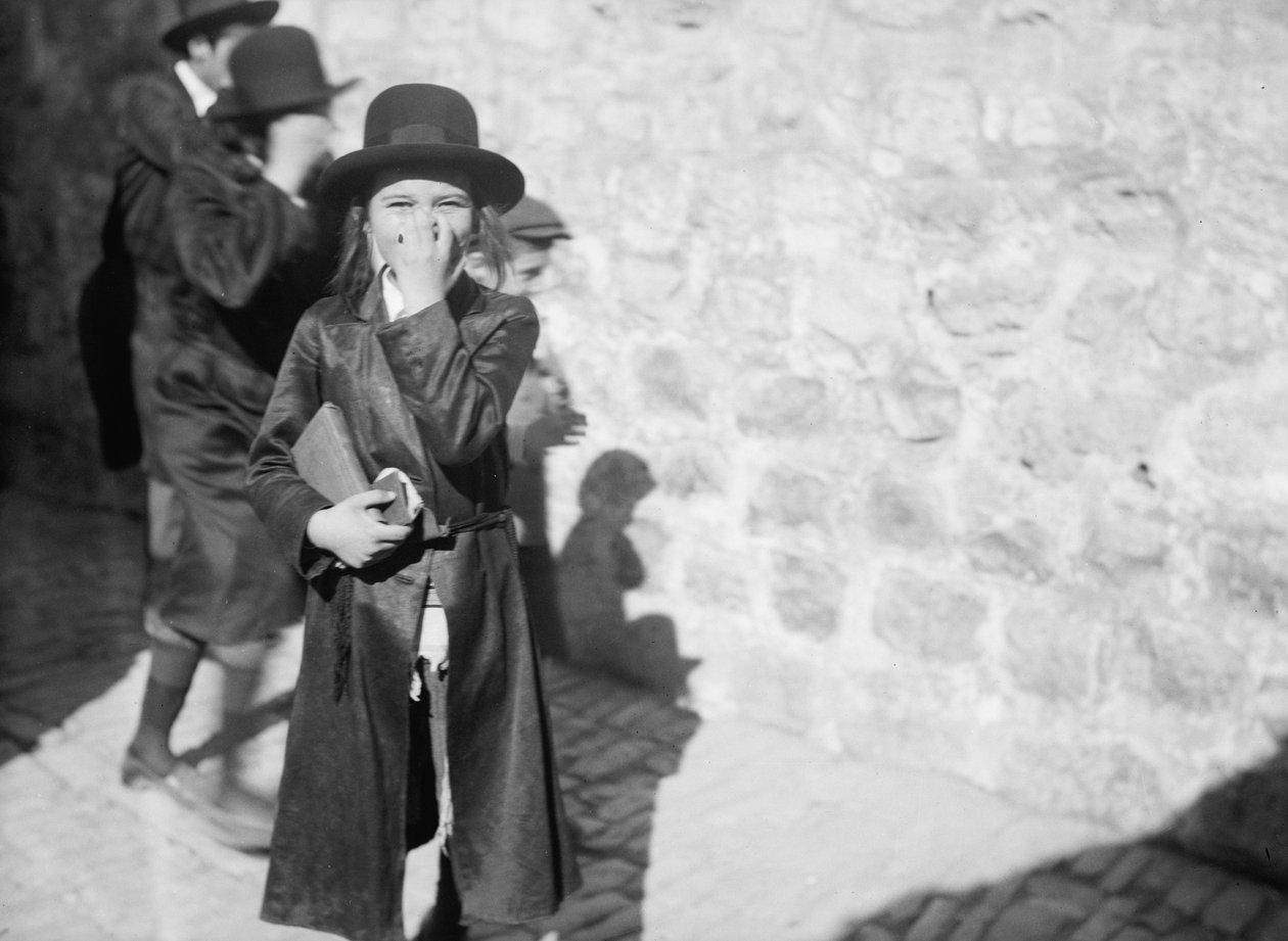 Betűk a zsidók siratófalánál, 1934-1939 körül (f/w fotó) alkotó: Unbekannt
