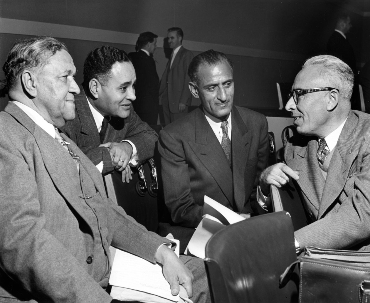 Amerikai és pakisztáni küldöttek az Egyesült Nemzetek Szervezetében, Párizs, 1950-es évek alkotó: Unbekannt