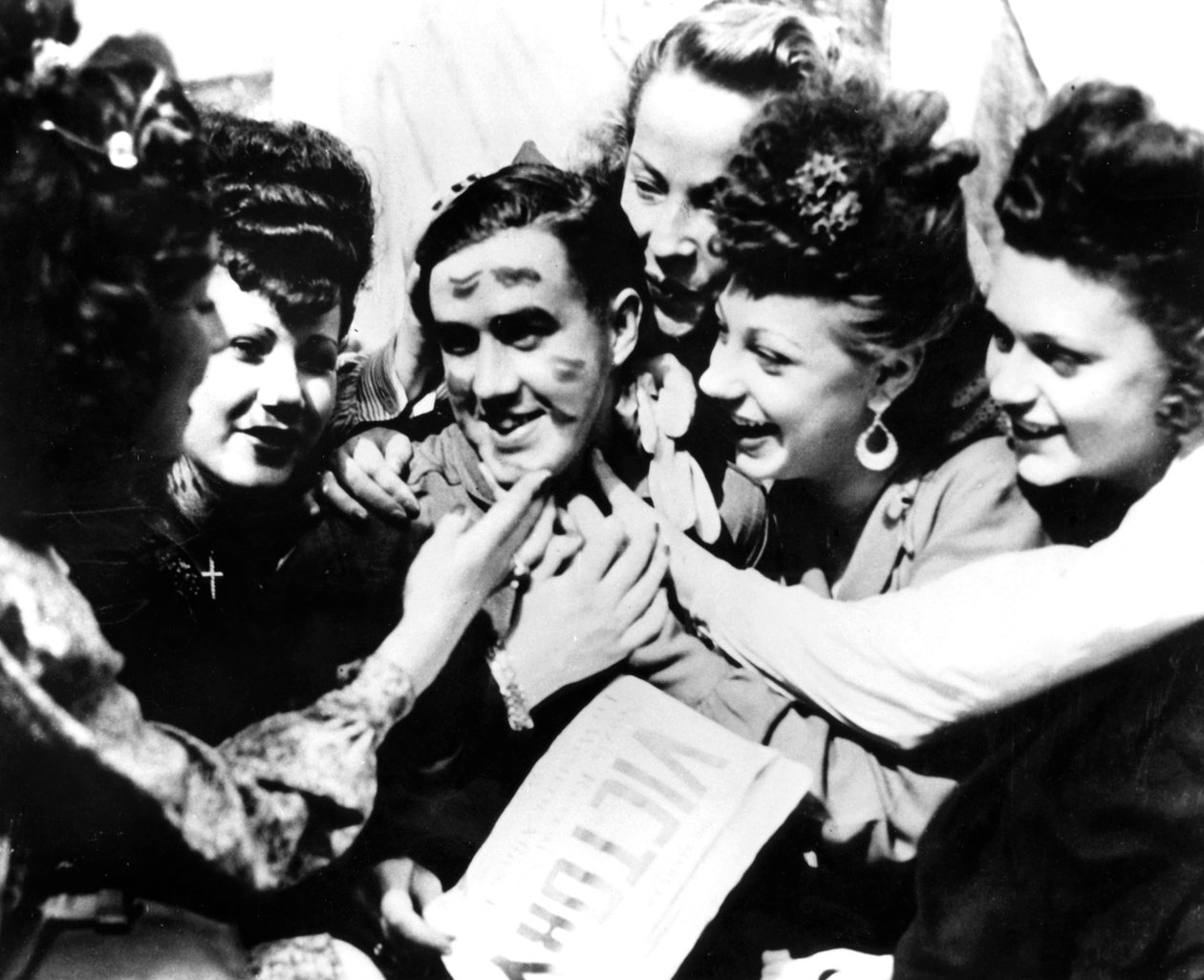 VE-napi ünnepségek, Párizs, 1945. május 8 alkotó: Unbekannt