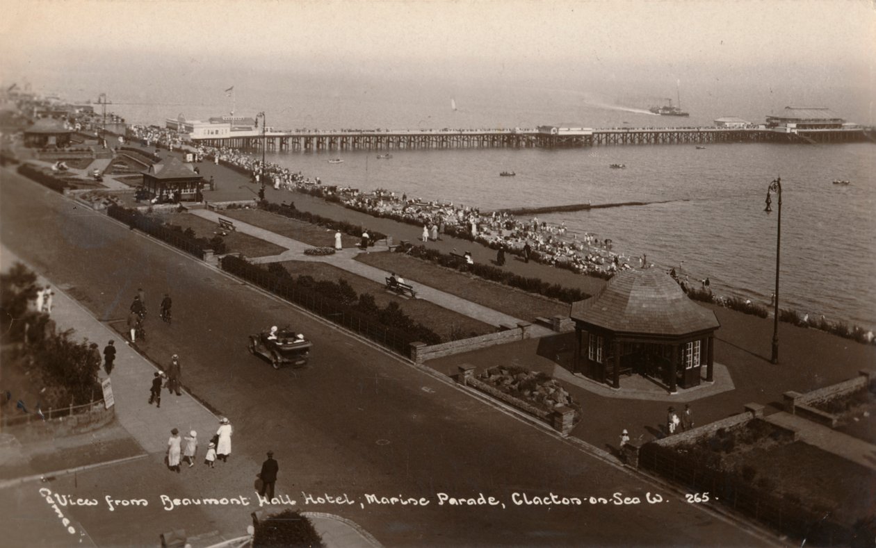 Kilátás a Beaumont Hall Hotelből, Marine Parade, Clacton-on-Sea, 1925 alkotó: Unbekannt