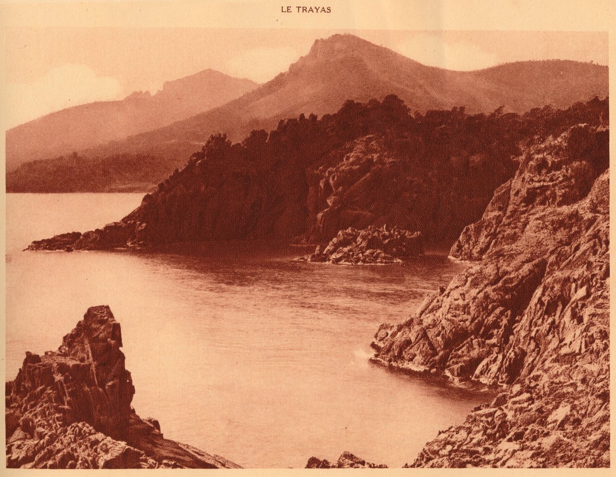 Kilátás az Aurelius-csúcsra és a Cap Roux-ra, Le Trayas, 1930. alkotó: Unbekannt