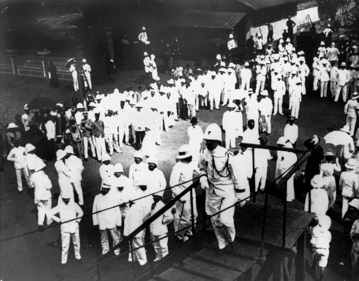 Látogatók Port Doumenbe, Saigon, Vietnam, 1900 alkotó: Unbekannt