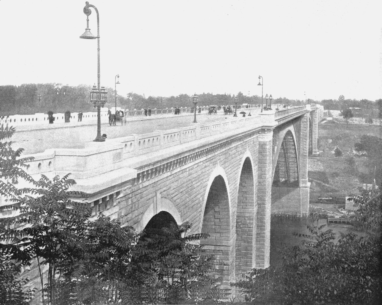 Washington Bridge, Harlem River, New York, USA, 1900. alkotó: Unbekannt