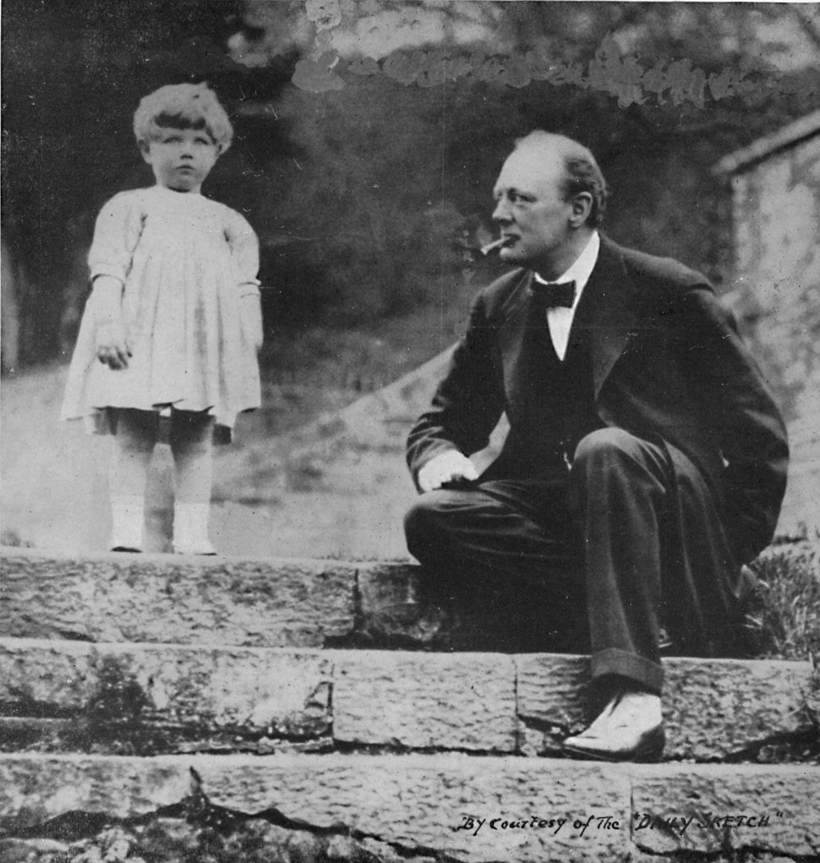 Winston Churchill lányával, Maryvel a Chartwellben, 1924, 1945 alkotó: Unbekannt