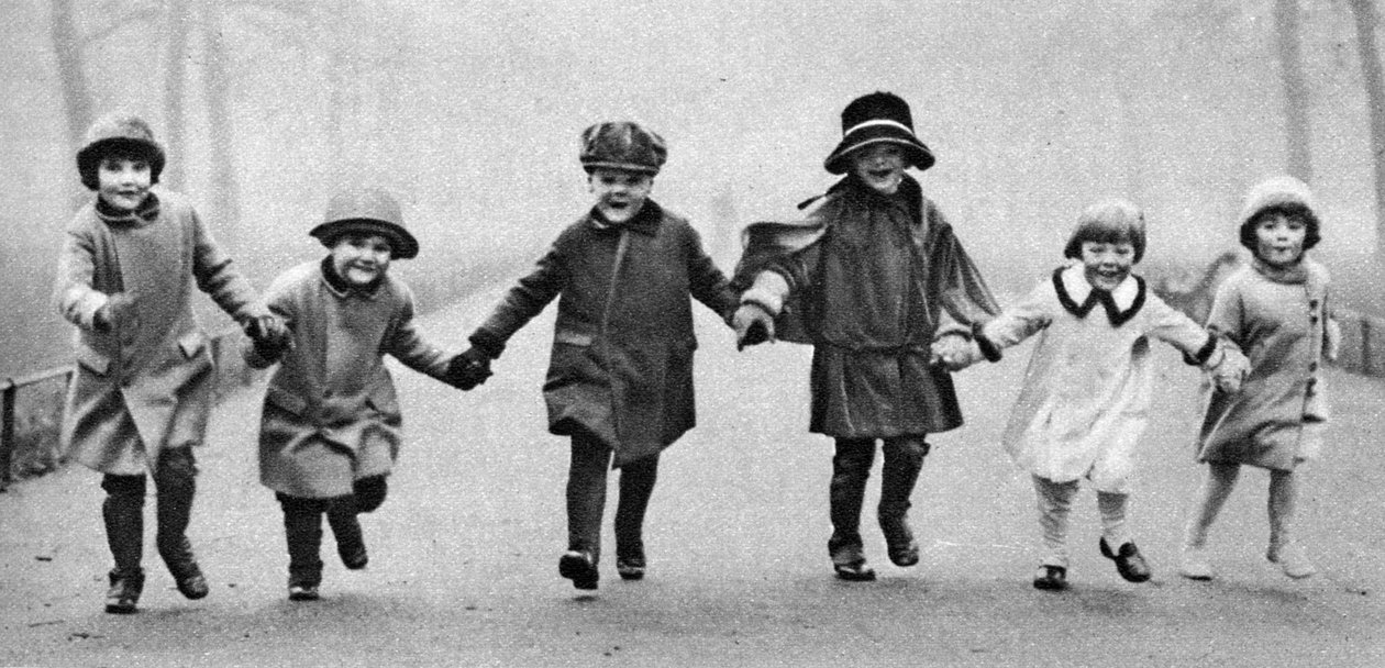 Kisgyerekek a londoni Hyde Parkban, 1926-1927 alkotó: Unbekannt