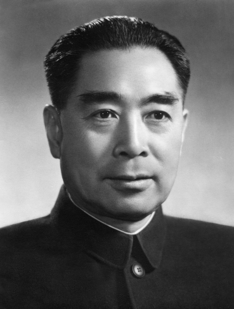 Zhou Enlai, a Kínai Népköztársaság első miniszterelnöke, az 1950-es évek alkotó: Unbekannt