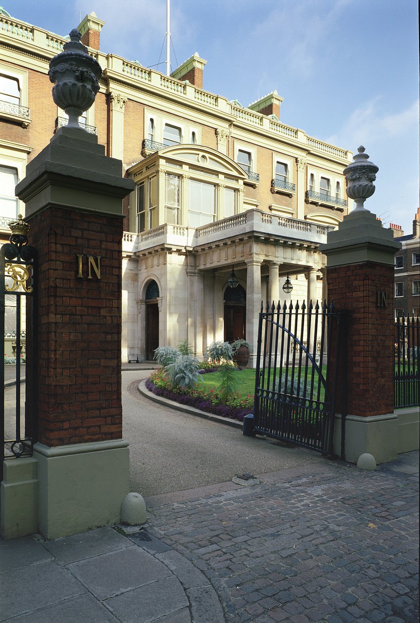 A Hertford House bejáratának külső nézete, Manchester Square, London alkotó: Unbekannt Unbekannt