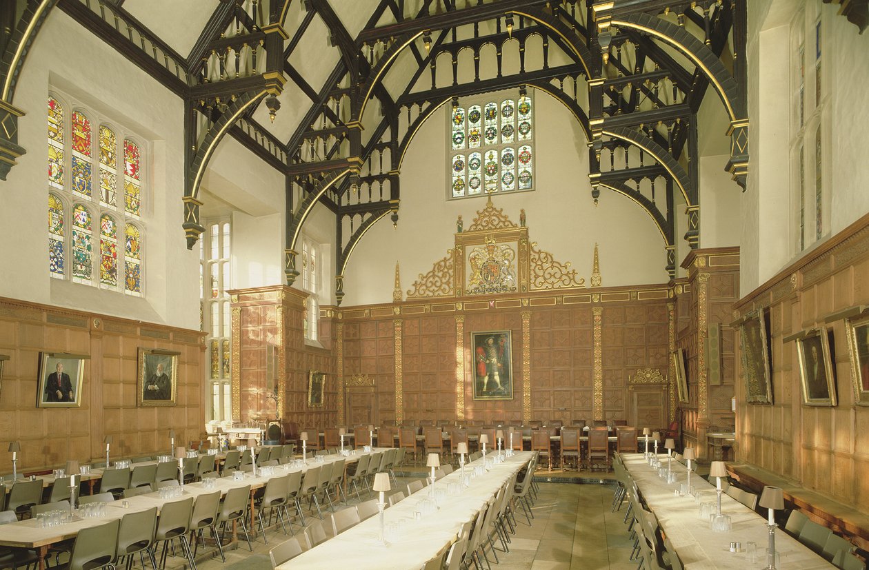 Az ebédlő belső képe, amely a kalapácsgerendás mennyezetet mutatja, Trinity College, Cambridge alkotó: Unbekannt Unbekannt
