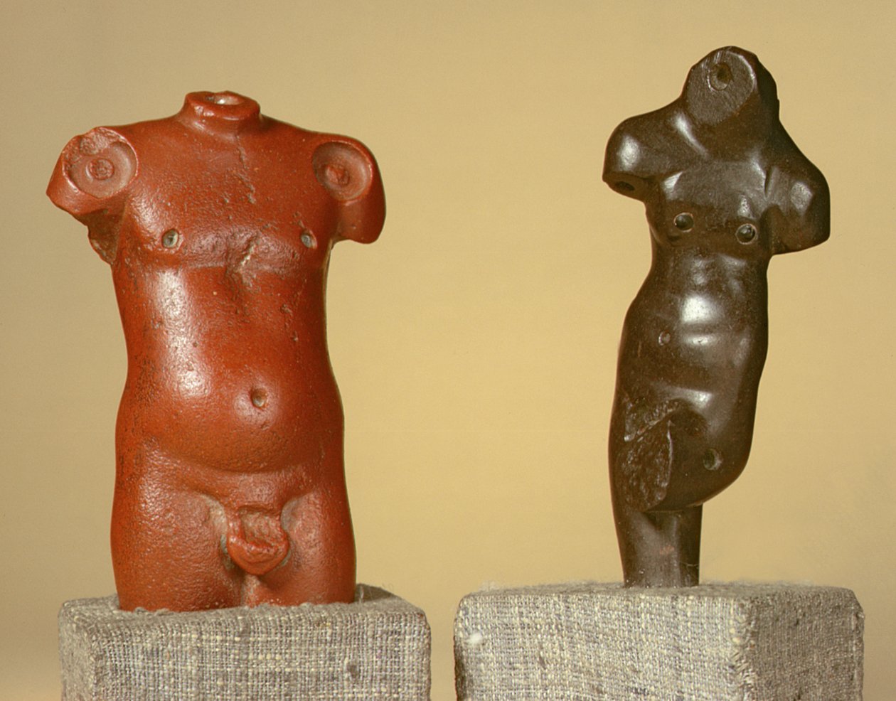 Vörös homokkő férfi törzs és szürke homokkő táncos, Harappa, ie 2300-1750 alkotó: Unbekannt Unbekannt