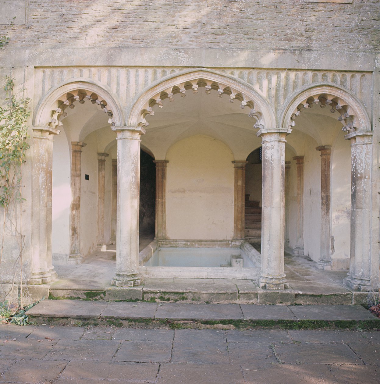 Kilátás a Bath House épületére, Corsham Court, Wiltshire alkotó: Unbekannt Unbekannt