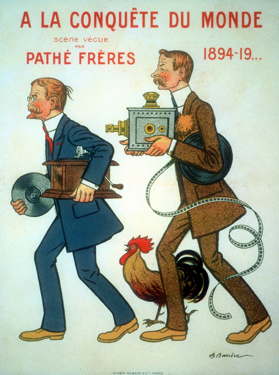 Adrien Barrere 1898-as plakátja Charles Pathe (1863-1957) és Emile Pathe (1860-1937) fivéreknek, francia mérnököknek, moziproducereknek, itt a kakassal (jelképük), kivetítővel és fonográffal alkotó: Unbekannt
